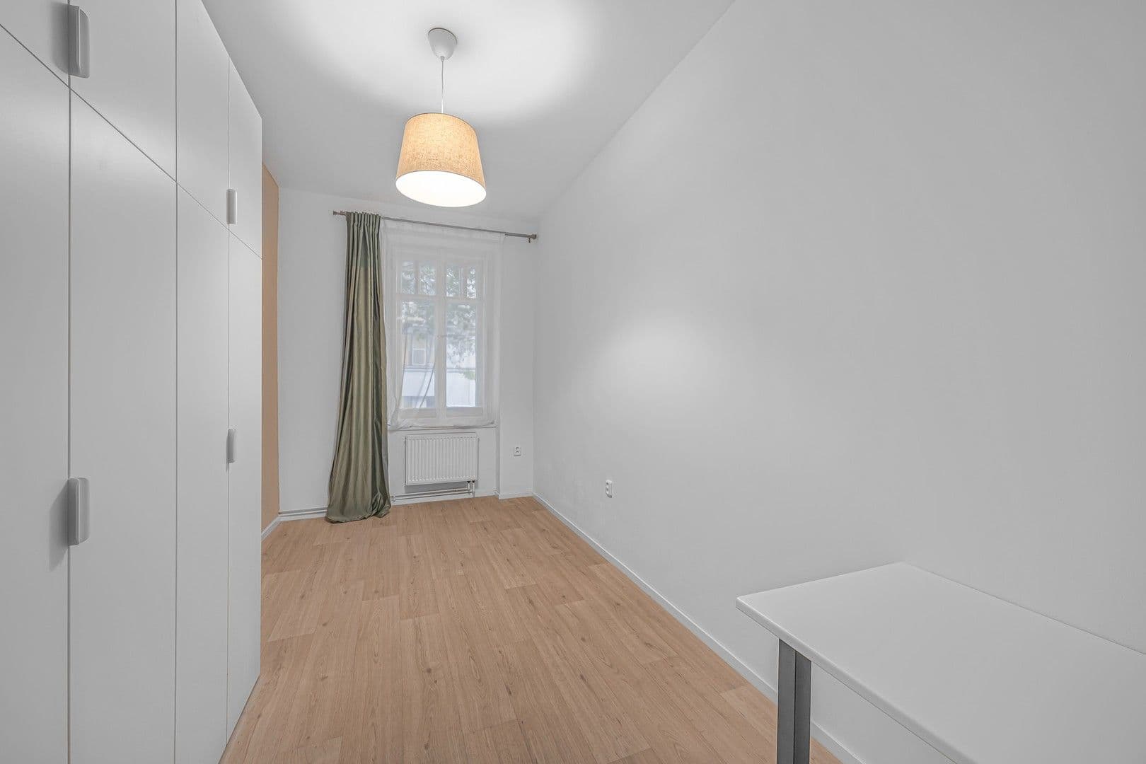 1 bedroom with open-plan kitchen flat to rent, 38 m², Na Březince, Prague, Prague 1 bedroom with open-plan kitchen flat to rent, 38 m², Na Březince, Prague, Prague