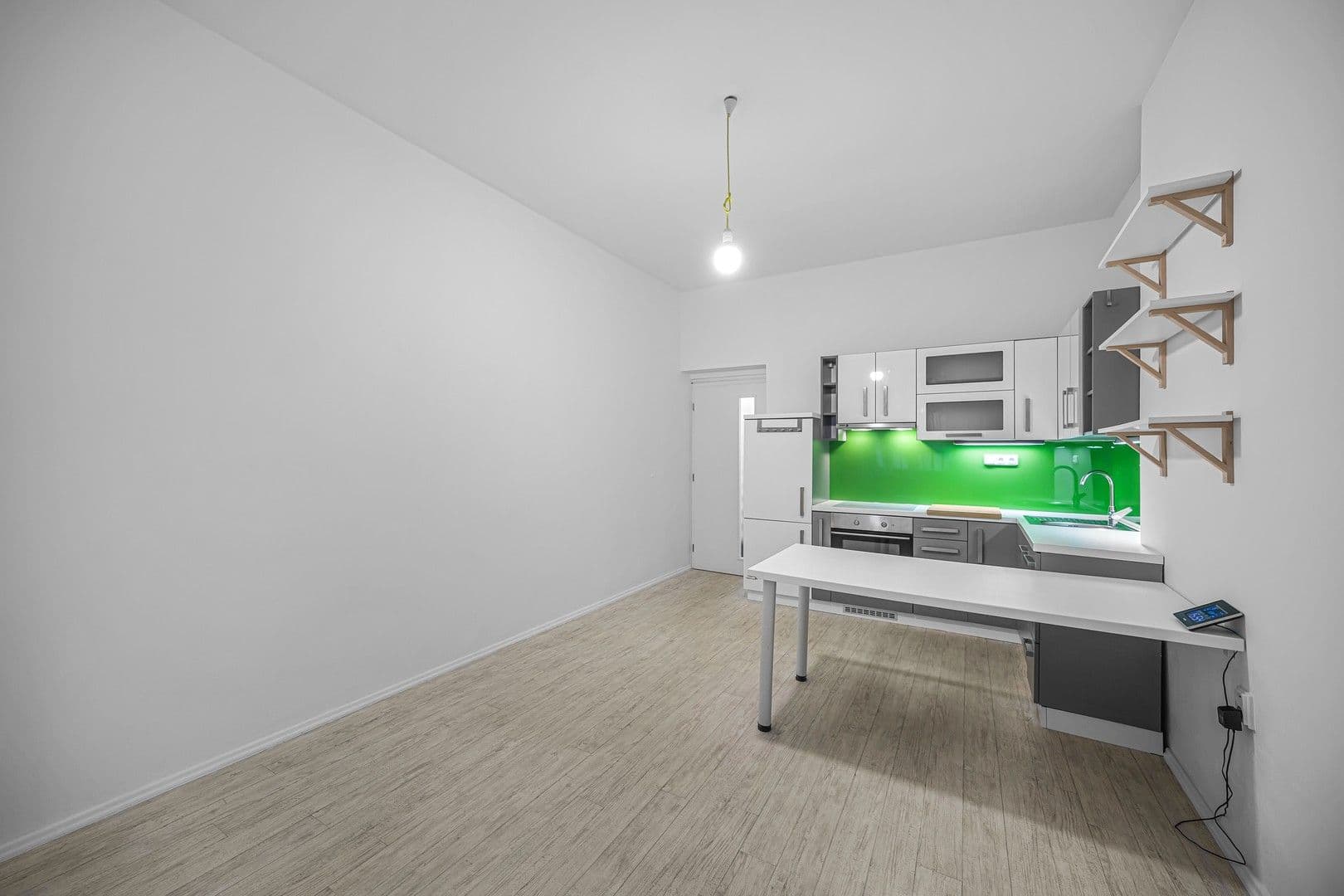 1 bedroom with open-plan kitchen flat to rent, 38 m², Na Březince, Prague, Prague 1 bedroom with open-plan kitchen flat to rent, 38 m², Na Březince, Prague, Prague