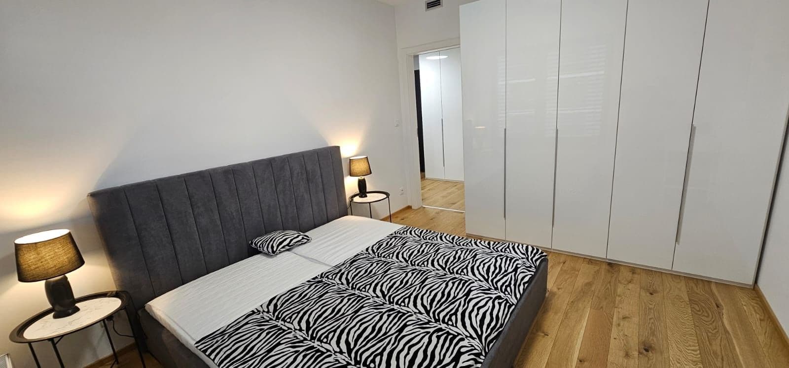 1 bedroom with open-plan kitchen flat to rent, 72 m², Sokolova, Prague, Prague 1 bedroom with open-plan kitchen flat to rent, 72 m², Sokolova, Prague, Prague