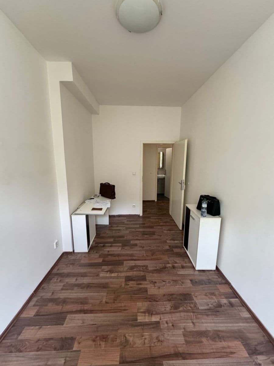 2 bedroom flat to rent, 48 m², Jaromírova, Prague, Prague 2 bedroom flat to rent, 48 m², Jaromírova, Prague, Prague