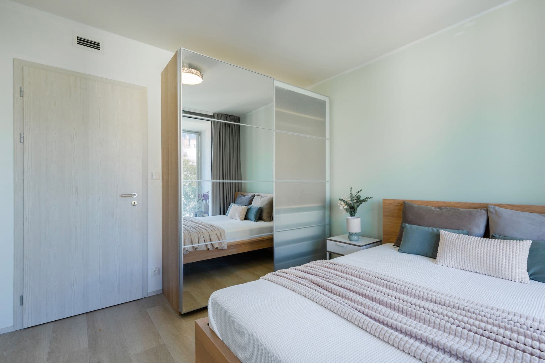 2 bedroom with open-plan kitchen flat for sale, 56 m², Hlaváčkova, Prague, Prague 2 bedroom with open-plan kitchen flat for sale, 56 m², Hlaváčkova, Prague, Prague