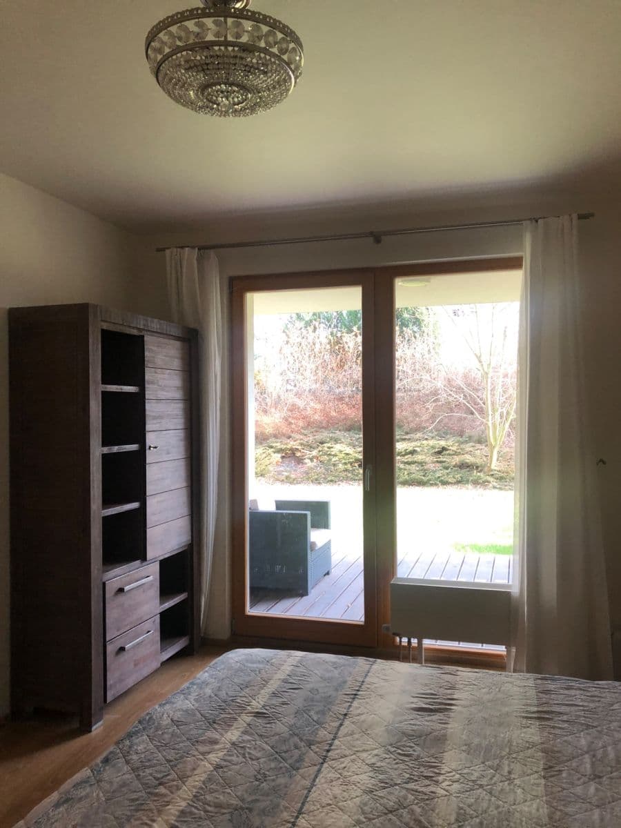 1 bedroom with open-plan kitchen flat to rent, 57 m², Generála Šišky, Prague, Prague 1 bedroom with open-plan kitchen flat to rent, 57 m², Generála Šišky, Prague, Prague