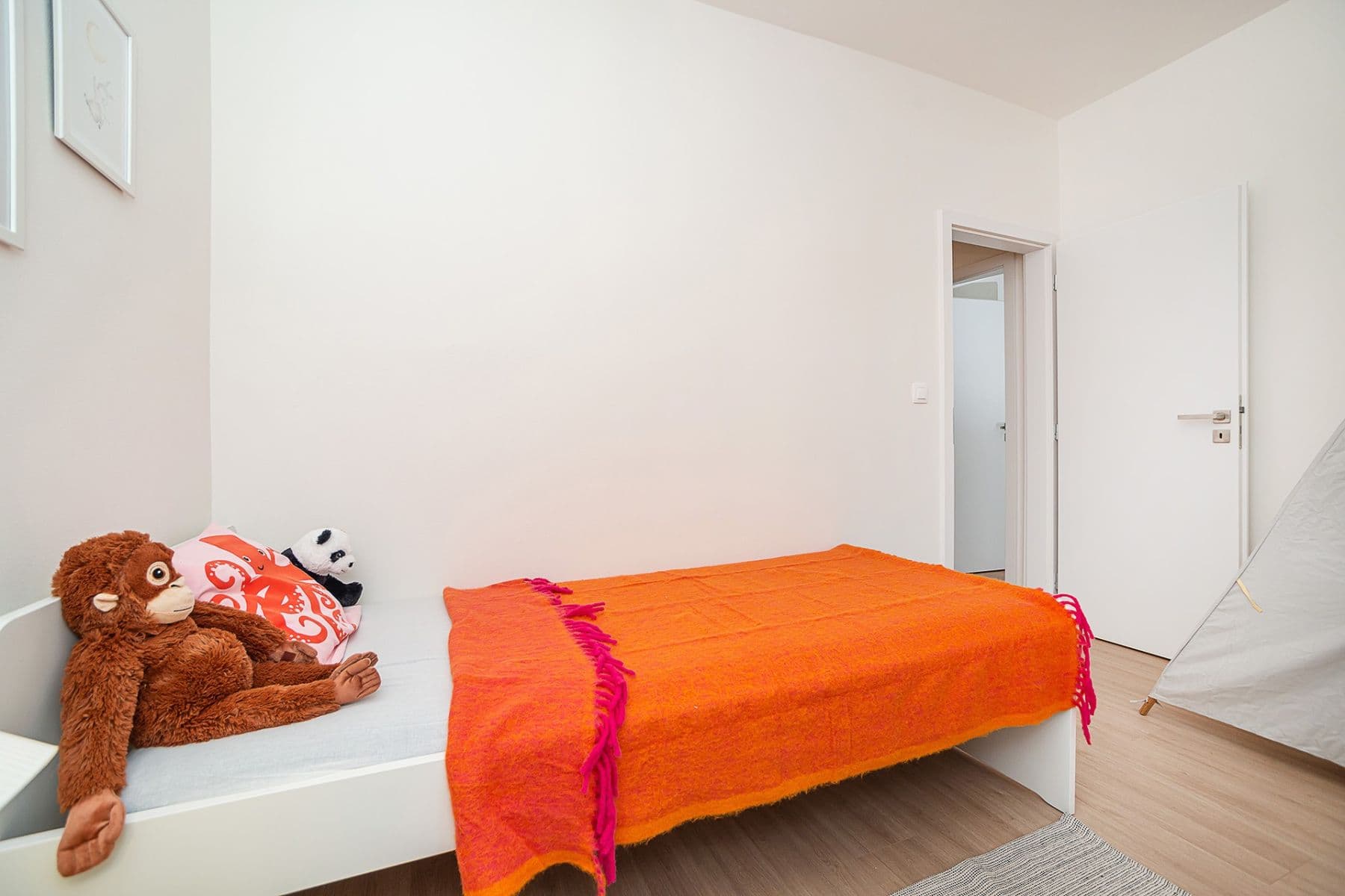 3 bedroom with open-plan kitchen flat for sale, 86 m², Hartigova, Prague, Prague 3 bedroom with open-plan kitchen flat for sale, 86 m², Hartigova, Prague, Prague