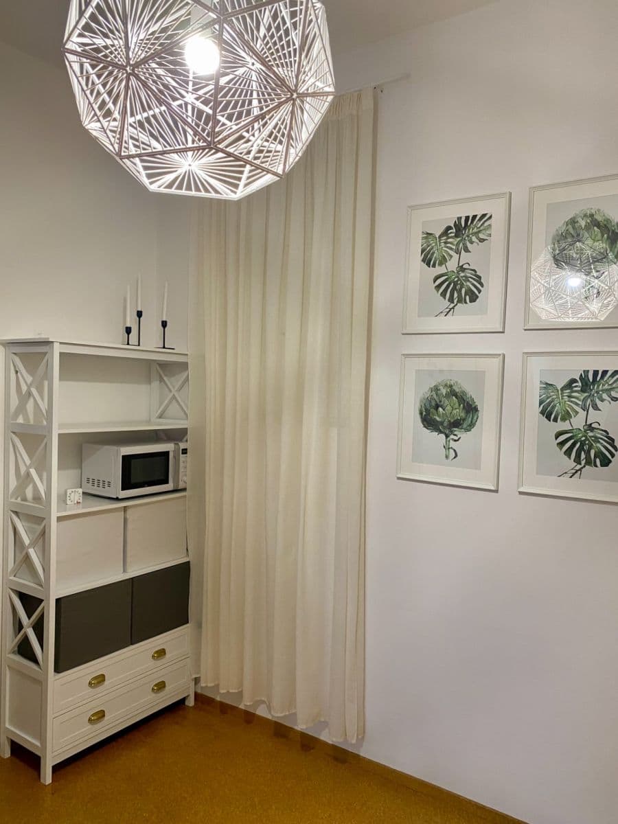 2 bedroom flat to rent, 80 m², Gorkého, Bratislava - mestská časť Staré Mesto, Bratislavský Region 2 bedroom flat to rent, 80 m², Gorkého, Bratislava - mestská časť Staré Mesto, Bratislavský Region