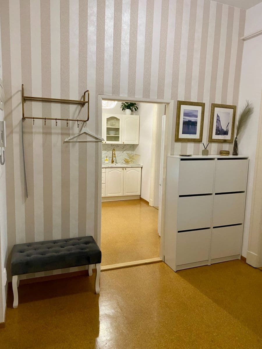 2 bedroom flat to rent, 80 m², Gorkého, Bratislava - mestská časť Staré Mesto, Bratislavský Region 2 bedroom flat to rent, 80 m², Gorkého, Bratislava - mestská časť Staré Mesto, Bratislavský Region