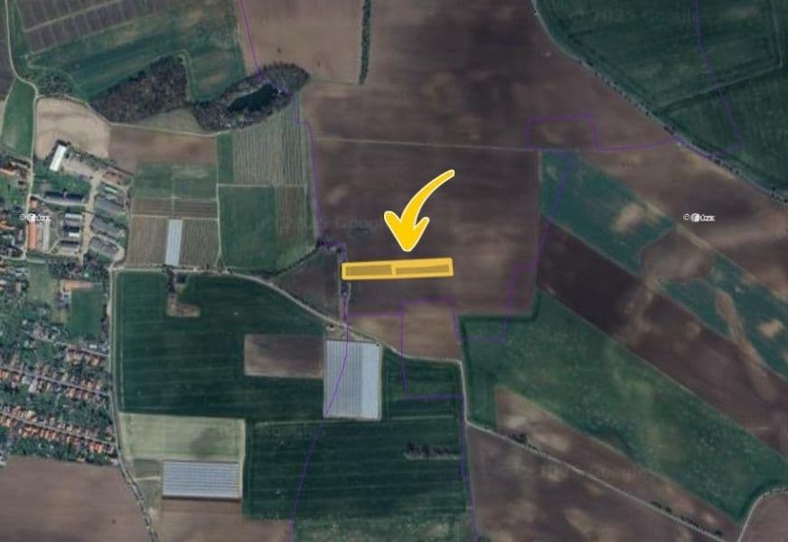 plot for sale, 8,150 m², Černíky, Středočeský Region plot for sale, 8,150 m², Černíky, Středočeský Region