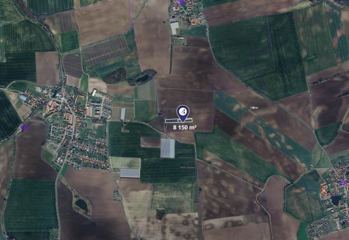 plot for sale, 8,150 m², Černíky, Středočeský Region plot for sale, 8,150 m², Černíky, Středočeský Region