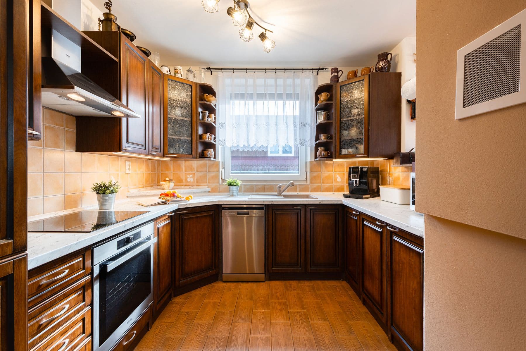 house for sale, 92 m², Benešov, Středočeský Region house for sale, 92 m², Benešov, Středočeský Region