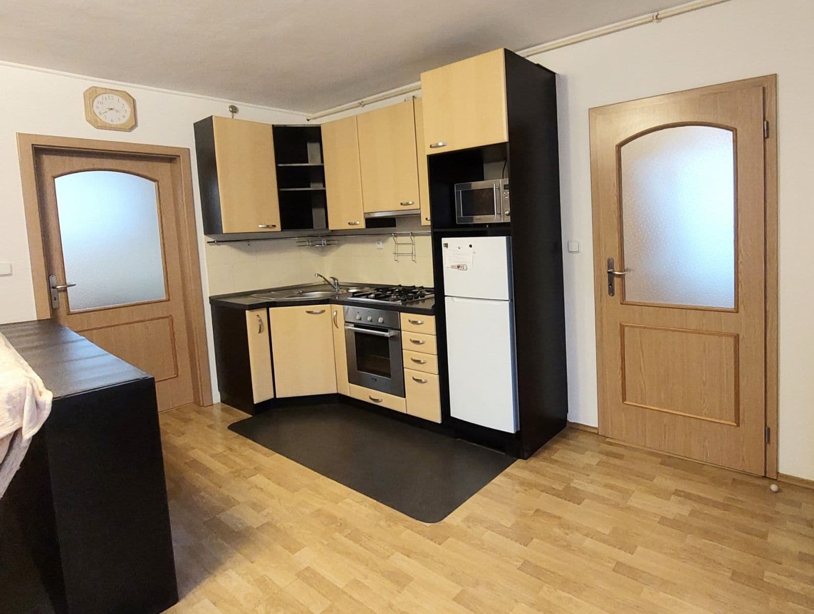 1 bedroom with open-plan kitchen flat to rent, 45 m², Pod Starou školou, Prague, Prague 1 bedroom with open-plan kitchen flat to rent, 45 m², Pod Starou školou, Prague, Prague