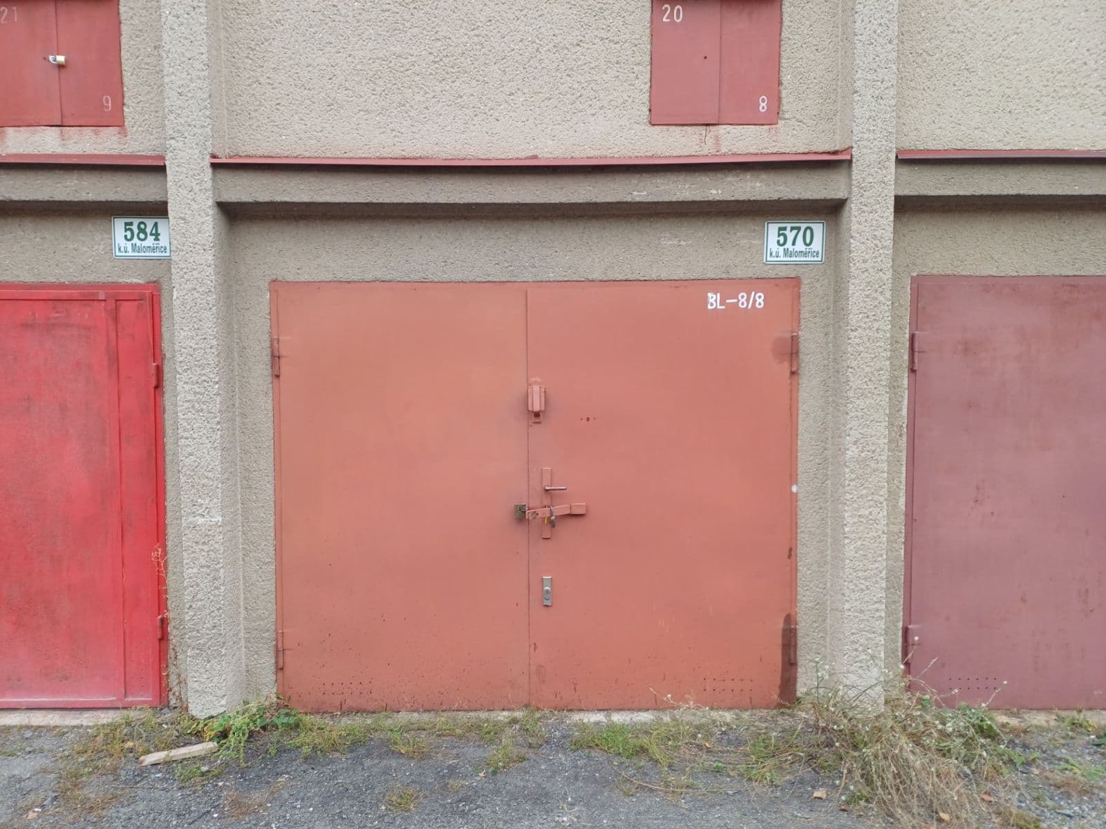 garage to rent, 16 m², Brno, Jihomoravský Region garage to rent, 16 m², Brno, Jihomoravský Region