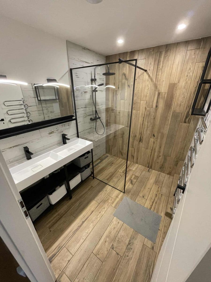 3 bedroom with open-plan kitchen flat to rent, 90 m², Nad Lesíkem, Prague, Prague 3 bedroom with open-plan kitchen flat to rent, 90 m², Nad Lesíkem, Prague, Prague