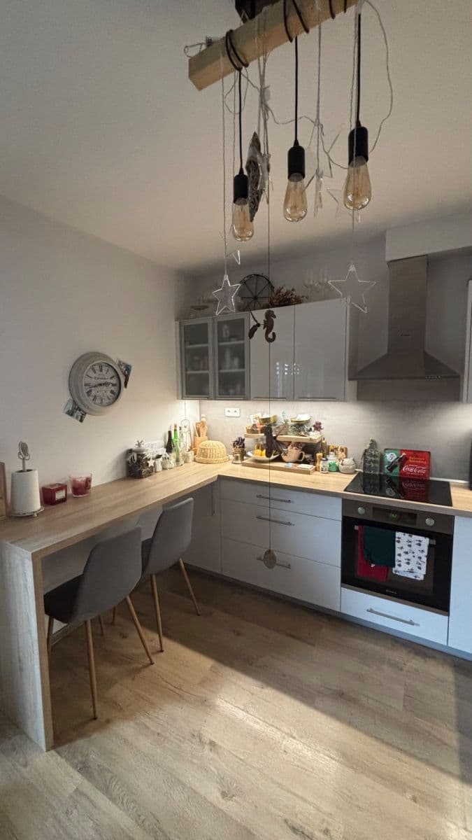 Studio flat to rent, 35 m², Uherova, Chýně, Středočeský Region Studio flat to rent, 35 m², Uherova, Chýně, Středočeský Region