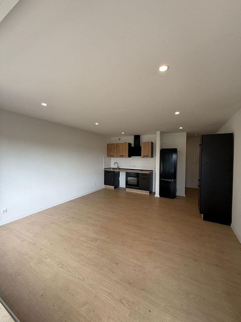 1 bedroom flat to rent, 32 m², Am Sandberg 8, Duisburg, North Rhine-Westphalia 1 bedroom flat to rent, 32 m², Am Sandberg 8, Duisburg, North Rhine-Westphalia