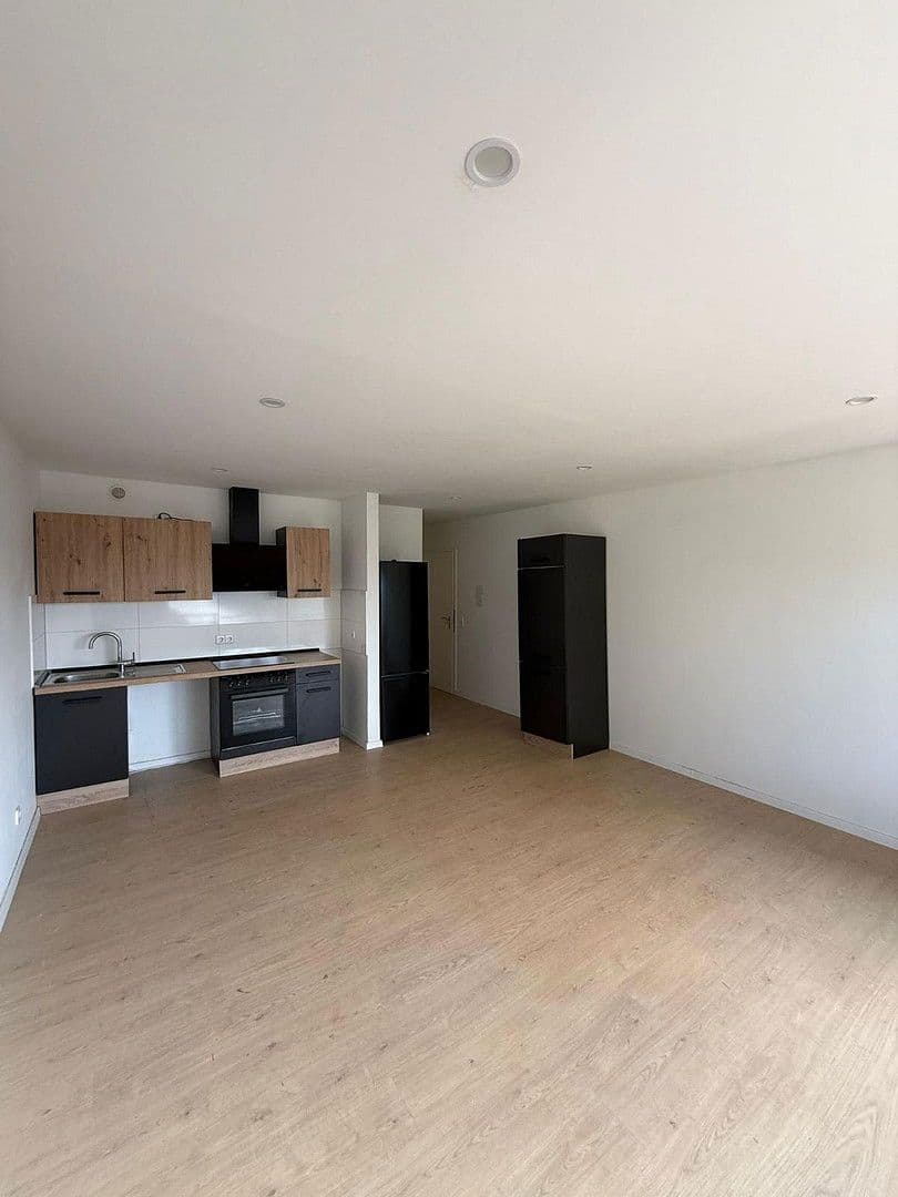 1 bedroom flat to rent, 32 m², Am Sandberg 8, Duisburg, North Rhine-Westphalia 1 bedroom flat to rent, 32 m², Am Sandberg 8, Duisburg, North Rhine-Westphalia