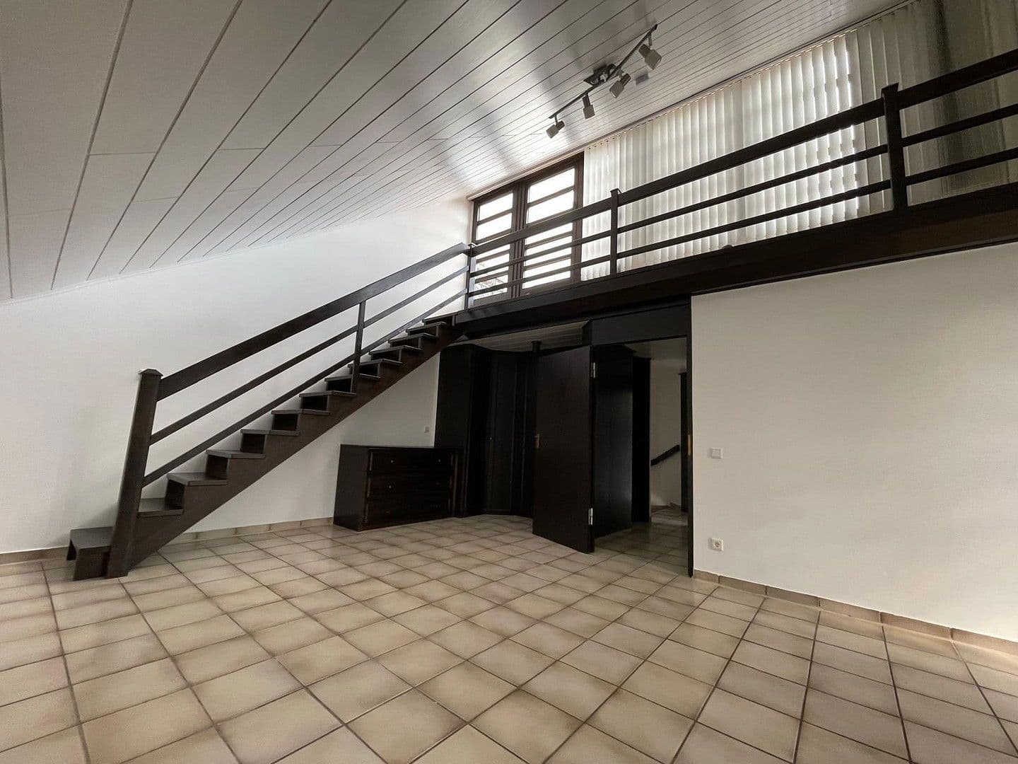 house to rent, 180 m², Nachtigallenweg, Kamp-Lintfort, North Rhine-Westphalia house to rent, 180 m², Nachtigallenweg, Kamp-Lintfort, North Rhine-Westphalia