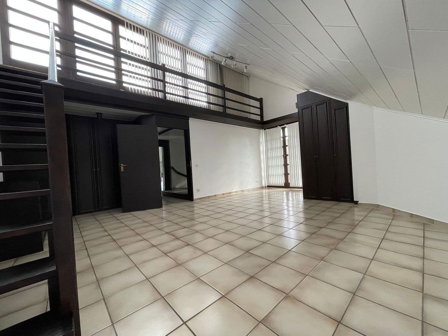 house to rent, 180 m², Nachtigallenweg, Kamp-Lintfort, North Rhine-Westphalia house to rent, 180 m², Nachtigallenweg, Kamp-Lintfort, North Rhine-Westphalia