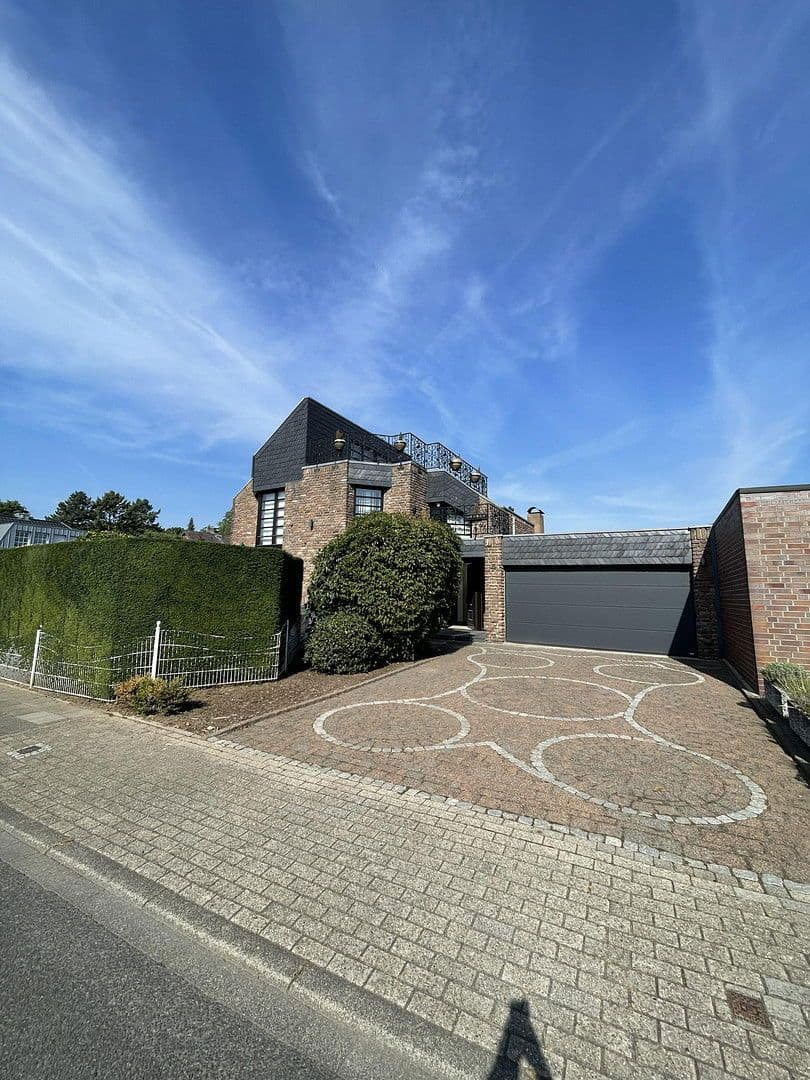 house to rent, 180 m², Nachtigallenweg, Kamp-Lintfort, North Rhine-Westphalia house to rent, 180 m², Nachtigallenweg, Kamp-Lintfort, North Rhine-Westphalia