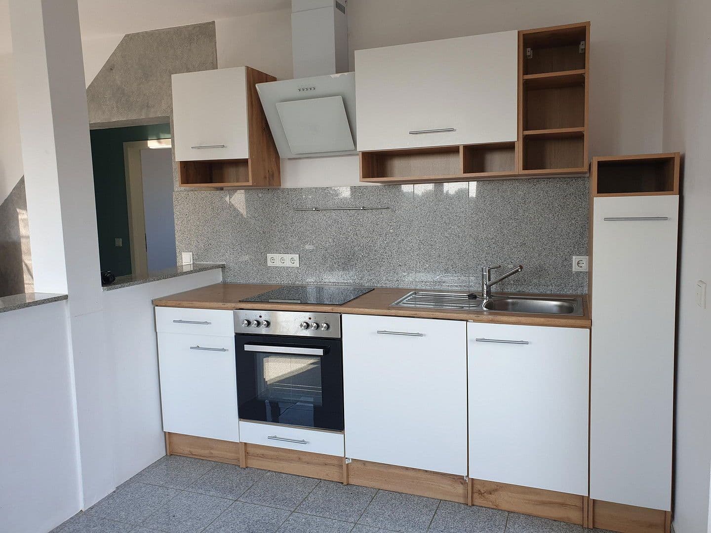 3 bedroom flat for sale, 85 m², Langenfeld (Rheinland), North Rhine-Westphalia 3 bedroom flat for sale, 85 m², Langenfeld (Rheinland), North Rhine-Westphalia