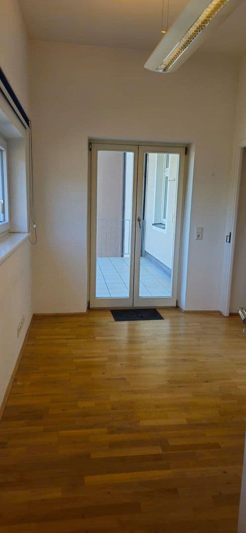 office to rent, 148 m², Gapstraße 6, Traunstein, Bavaria office to rent, 148 m², Gapstraße 6, Traunstein, Bavaria