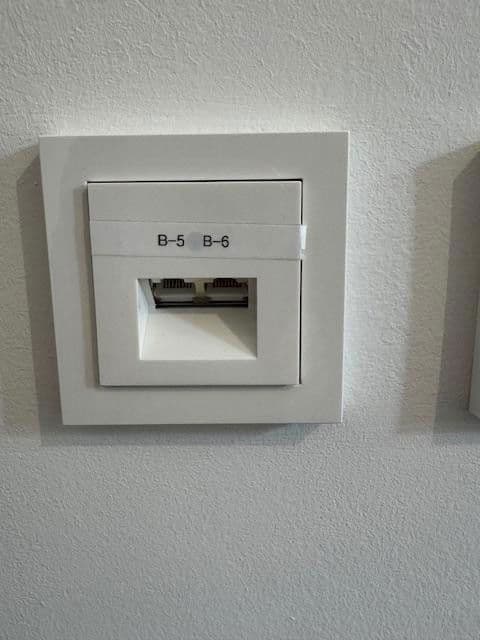 office to rent, 162 m², Karl-Theodor-Strasse 18, München, Bavaria office to rent, 162 m², Karl-Theodor-Strasse 18, München, Bavaria