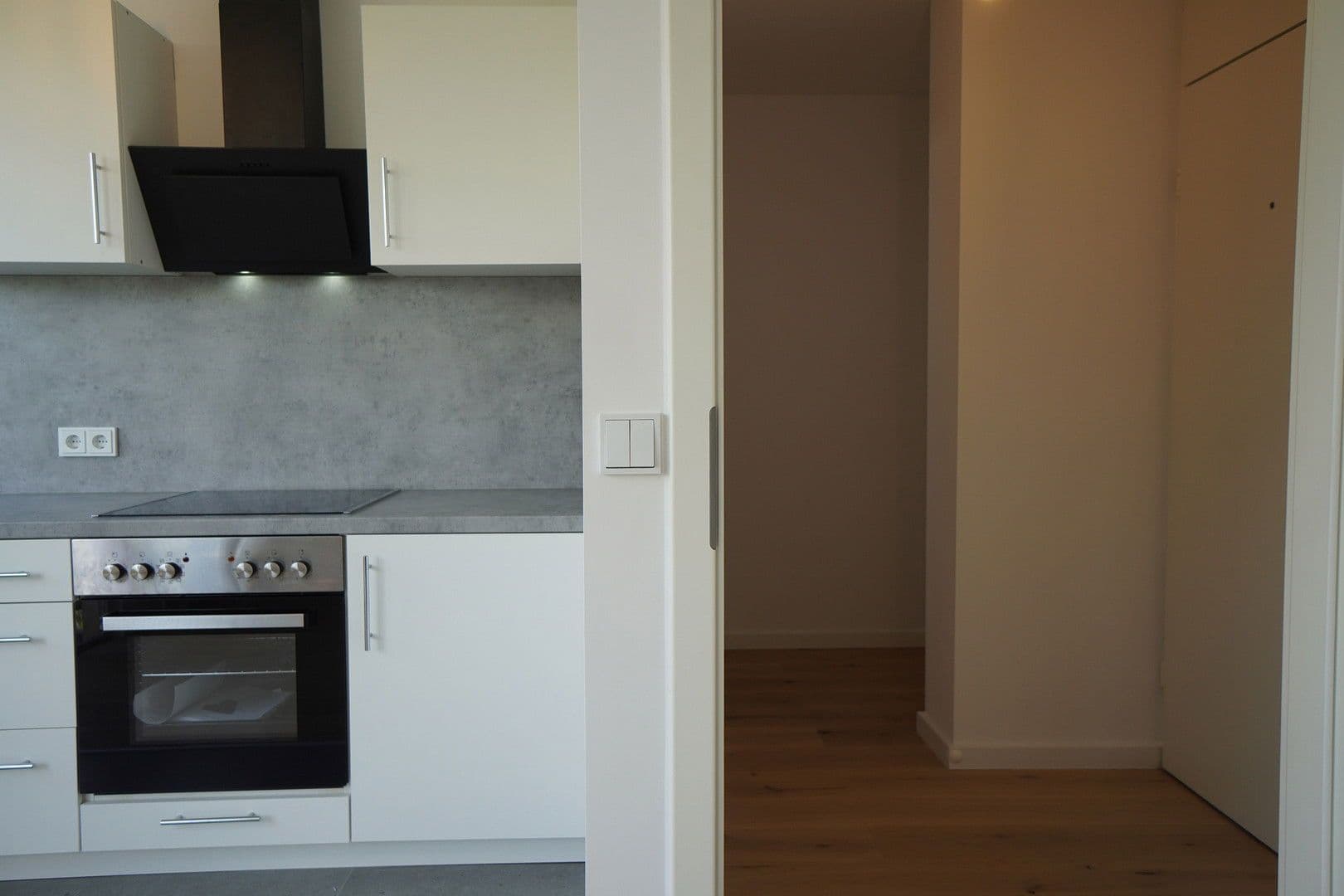 1 bedroom flat to rent, 33 m², Schleißheimer Str. 442, München, Bavaria 1 bedroom flat to rent, 33 m², Schleißheimer Str. 442, München, Bavaria