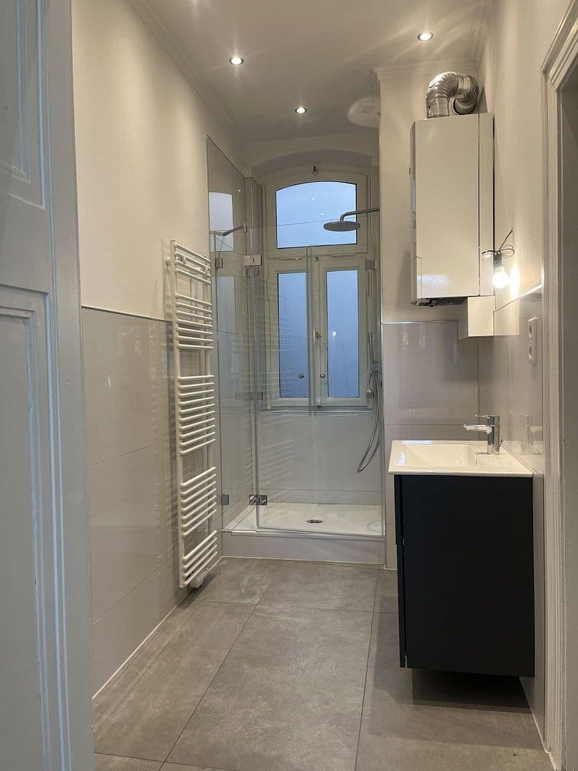 5 bedroom flat to rent, 143 m², Rathausufer 18, Düsseldorf, North Rhine-Westphalia 5 bedroom flat to rent, 143 m², Rathausufer 18, Düsseldorf, North Rhine-Westphalia