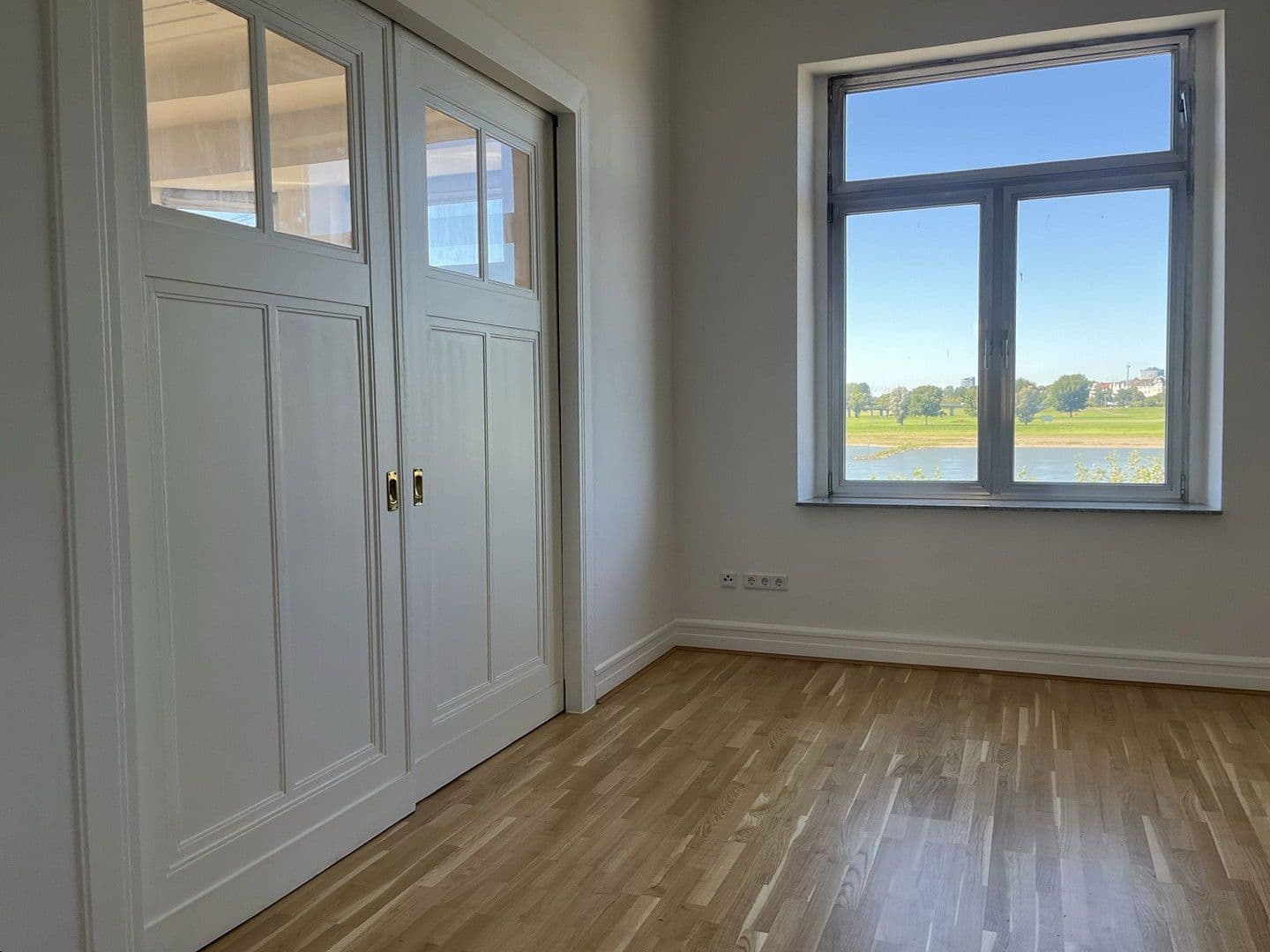 5 bedroom flat to rent, 143 m², Rathausufer 18, Düsseldorf, North Rhine-Westphalia 5 bedroom flat to rent, 143 m², Rathausufer 18, Düsseldorf, North Rhine-Westphalia