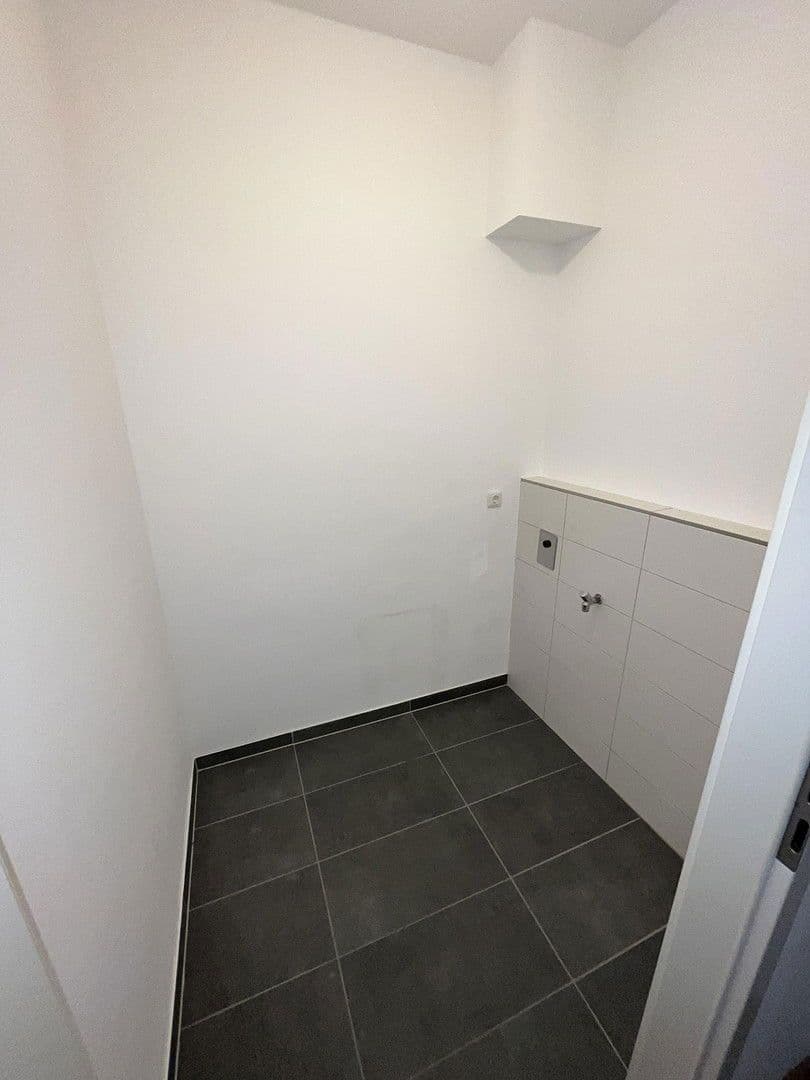 2 bedroom flat to rent, 70 m², Casparistraße 4, Chemnitz, Saxony 2 bedroom flat to rent, 70 m², Casparistraße 4, Chemnitz, Saxony