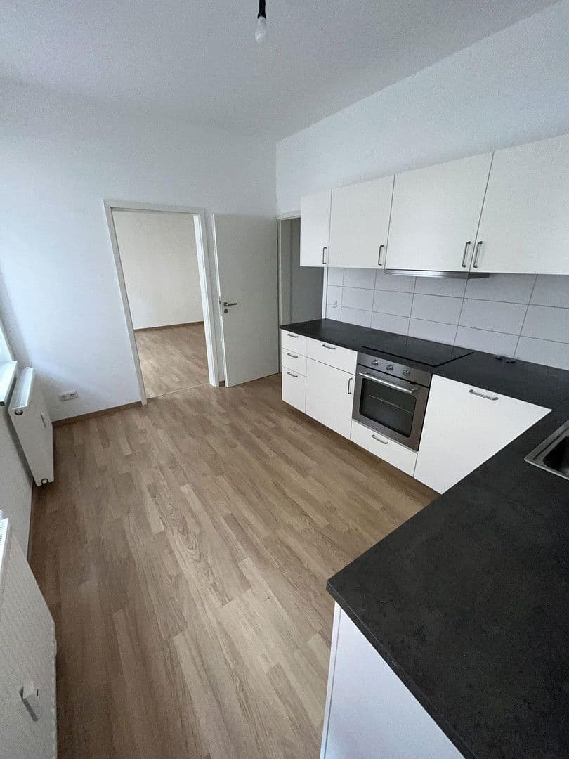 2 bedroom flat to rent, 70 m², Casparistraße 4, Chemnitz, Saxony 2 bedroom flat to rent, 70 m², Casparistraße 4, Chemnitz, Saxony