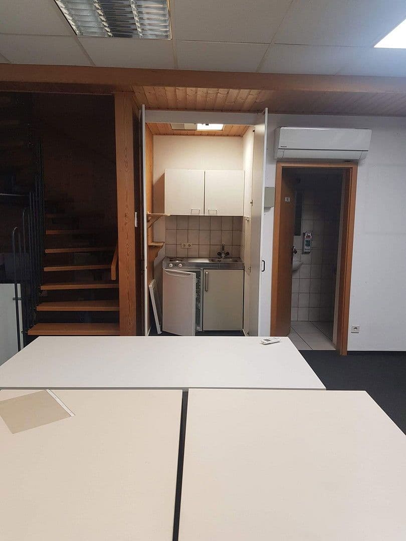 office to rent, 90 m², Duisburg, North Rhine-Westphalia office to rent, 90 m², Duisburg, North Rhine-Westphalia