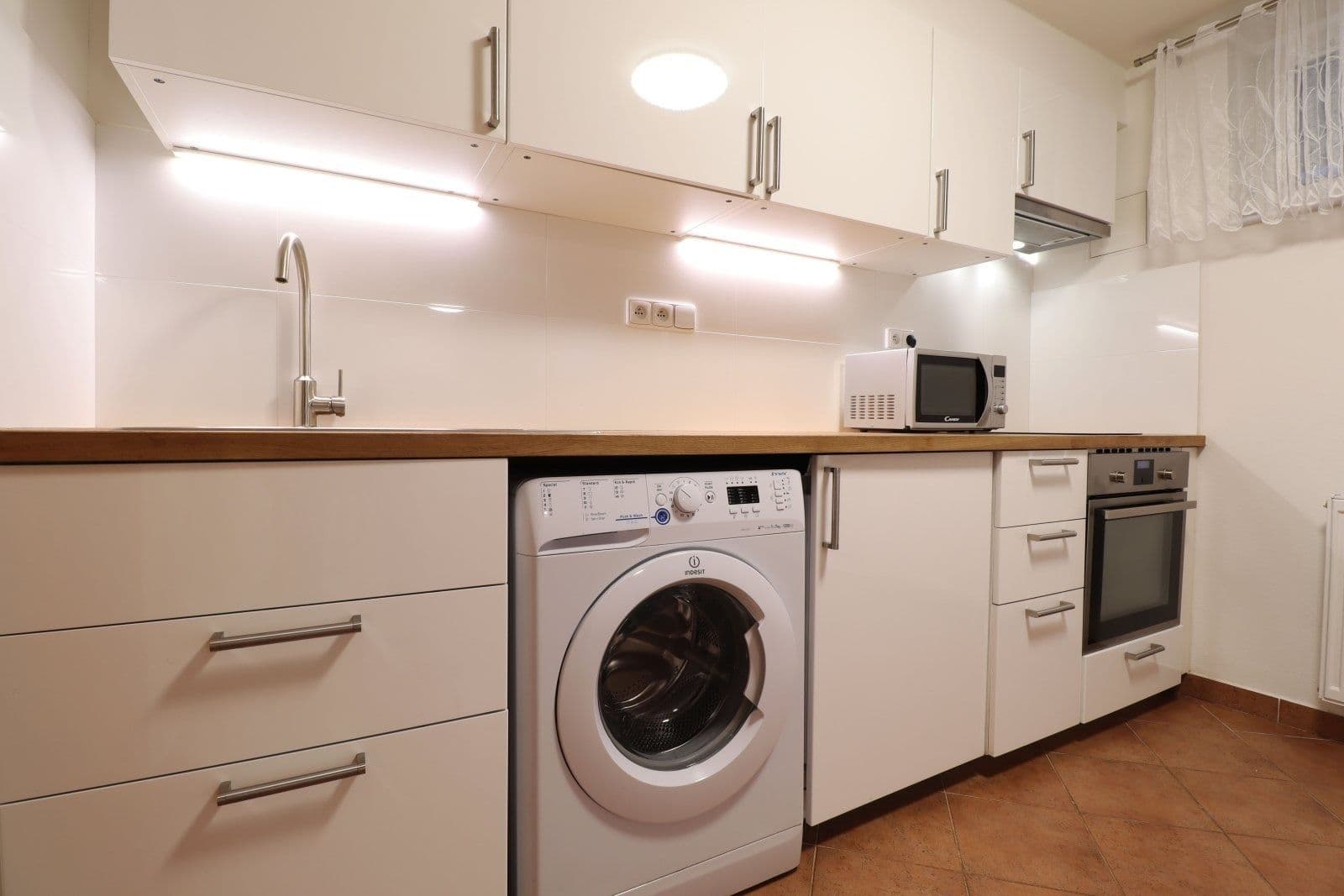 Studio flat to rent, 33 m², K náměstí, Prague, Prague Studio flat to rent, 33 m², K náměstí, Prague, Prague