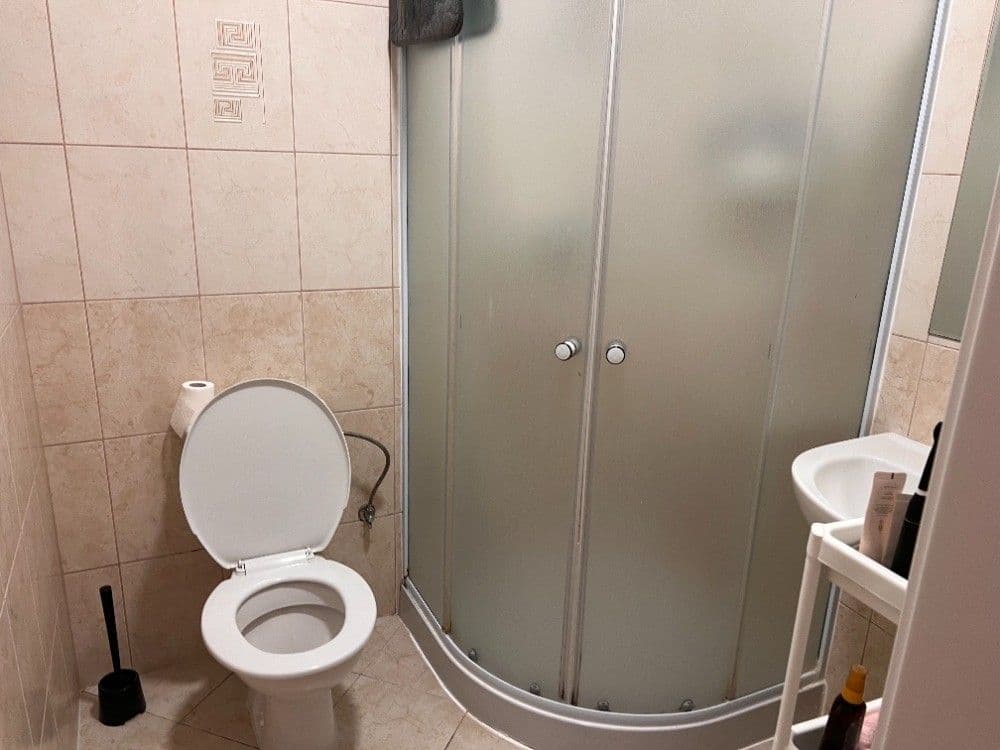 3 bedroom with open-plan kitchen flat to rent, 88 m², Nad Šestikopy, Prague, Prague 3 bedroom with open-plan kitchen flat to rent, 88 m², Nad Šestikopy, Prague, Prague