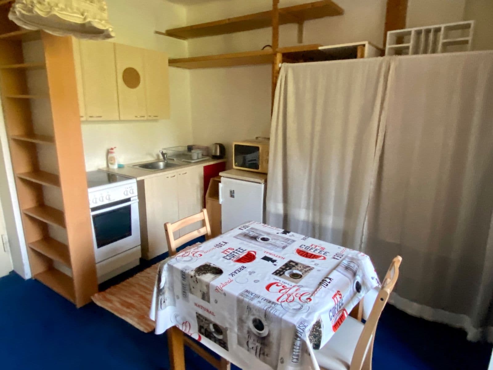 Studio flat to rent, 22 m², Buštěhradská, Prague, Prague Studio flat to rent, 22 m², Buštěhradská, Prague, Prague