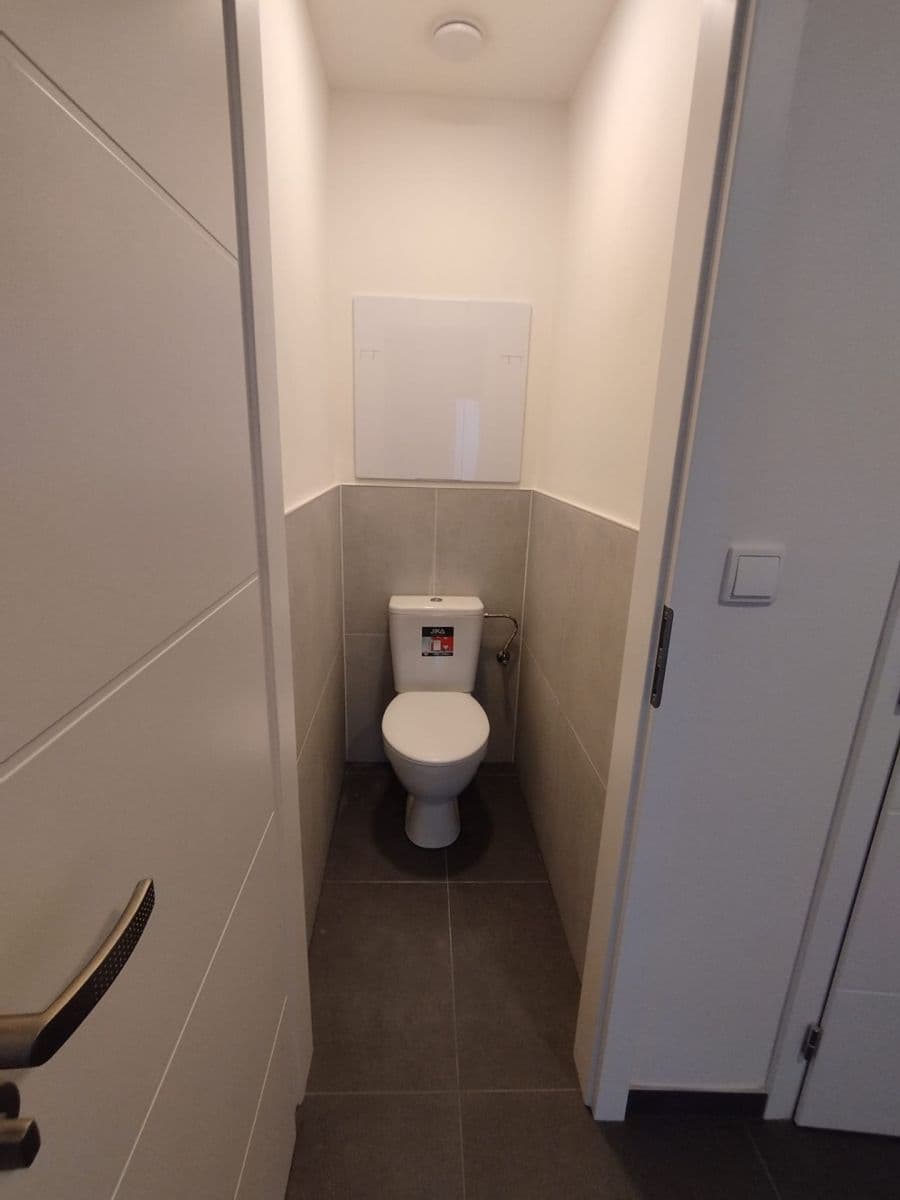 1 bedroom flat to rent, 70 m², Ruská, Prague, Prague 1 bedroom flat to rent, 70 m², Ruská, Prague, Prague