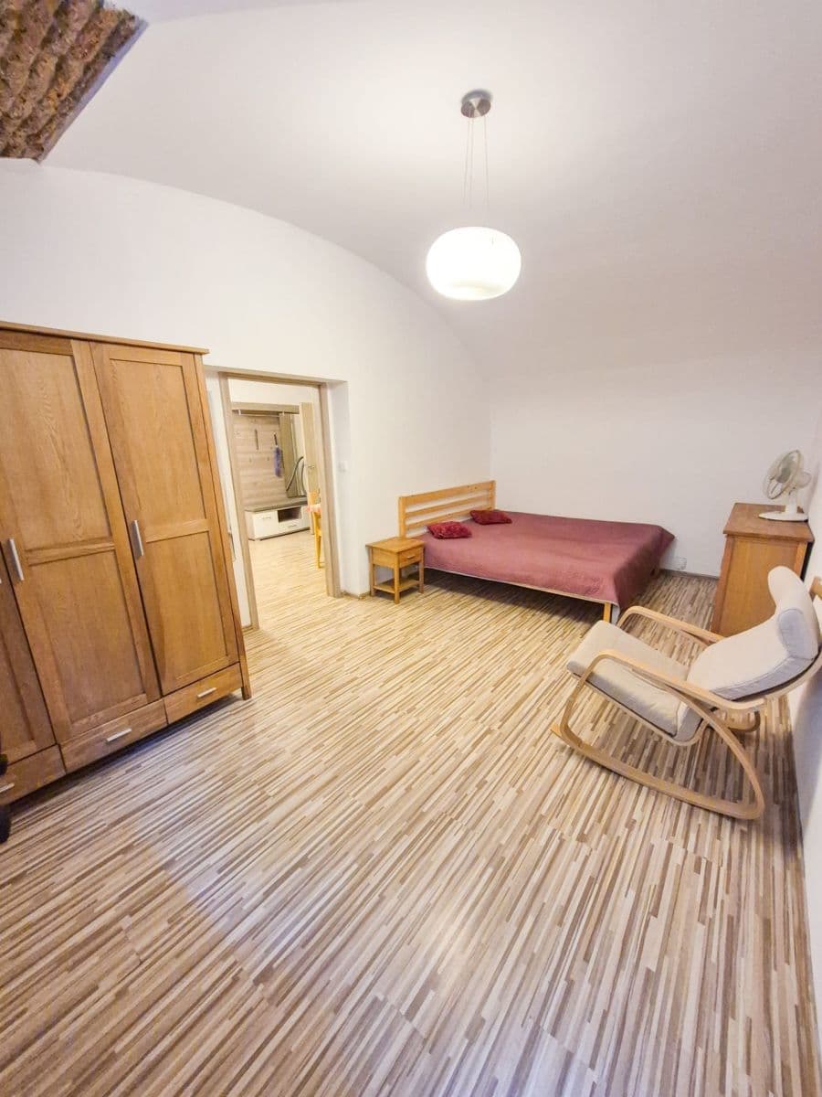 non-residential property to rent, 40 m², Drtinova, Prague, Prague non-residential property to rent, 40 m², Drtinova, Prague, Prague