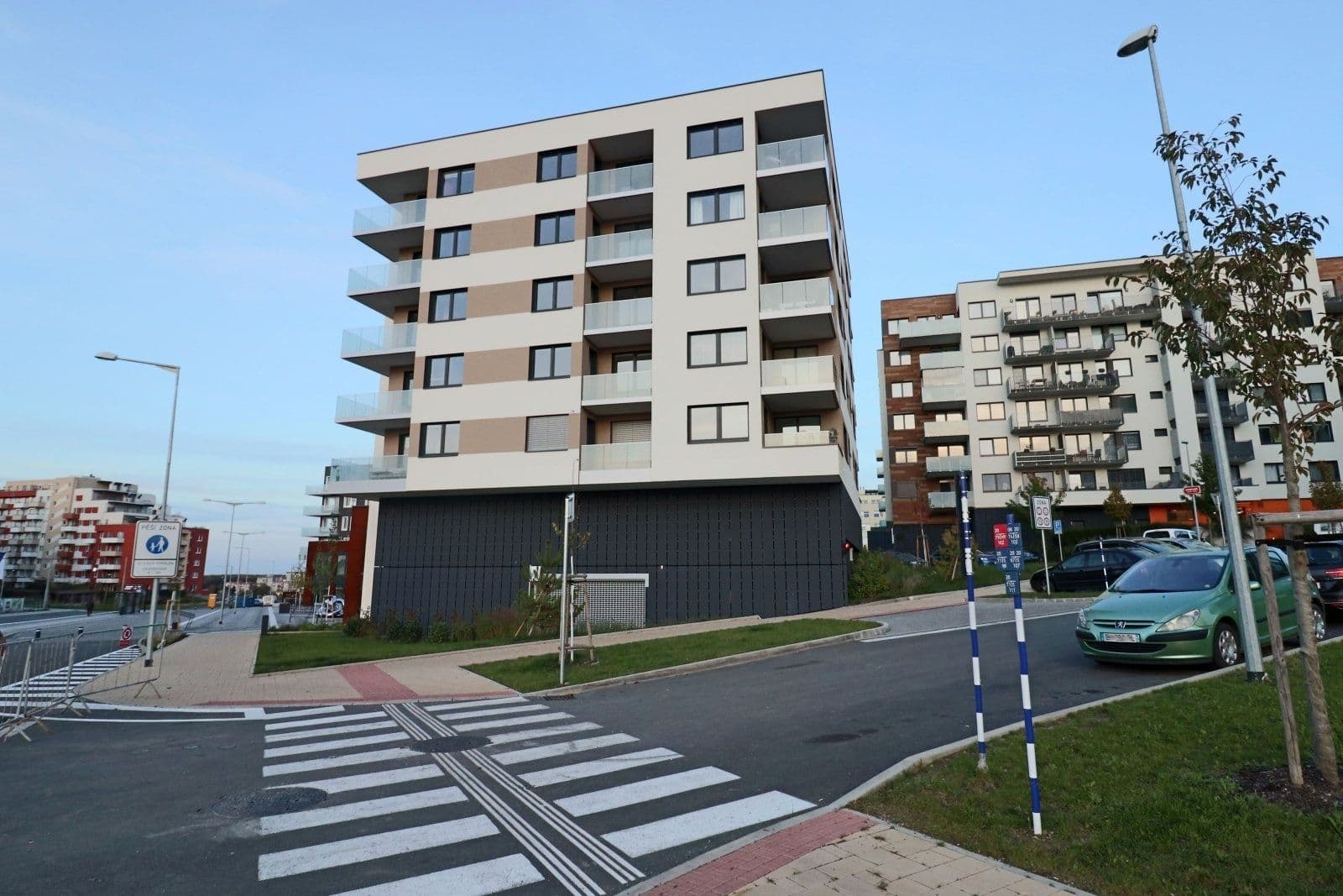 1 bedroom with open-plan kitchen flat to rent, 48 m², náměstí Olgy Scheinpflugové, Prague, Prague 1 bedroom with open-plan kitchen flat to rent, 48 m², náměstí Olgy Scheinpflugové, Prague, Prague