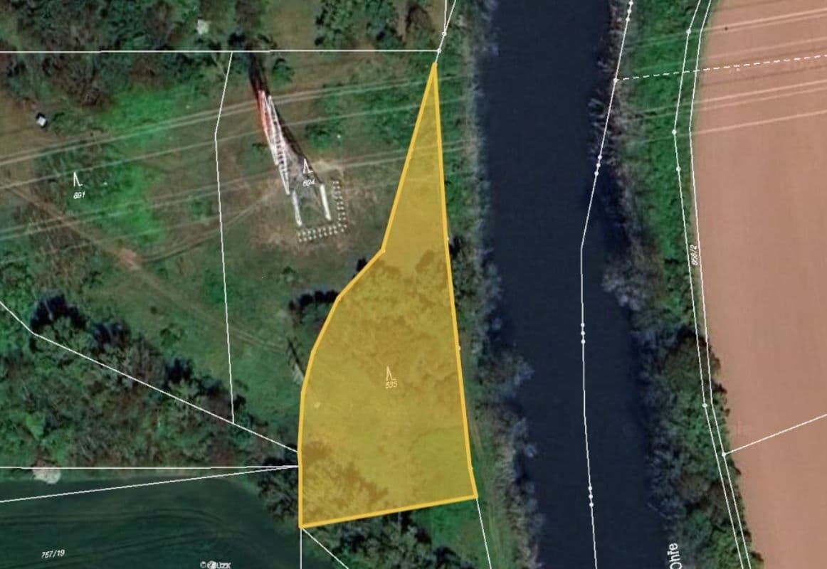 plot for sale, 194 m², Brňany, Ústecký Region plot for sale, 194 m², Brňany, Ústecký Region