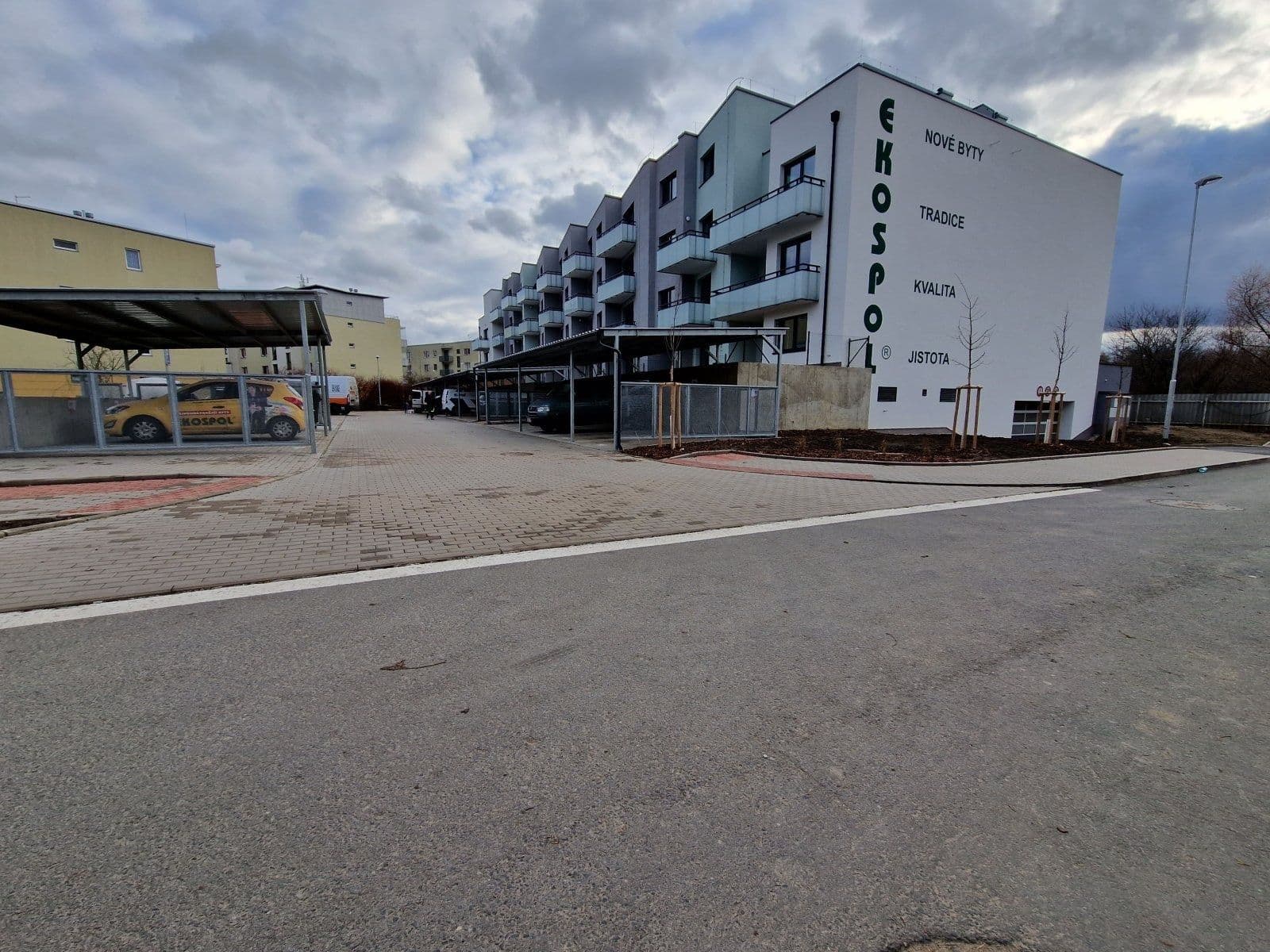 1 bedroom with open-plan kitchen flat to rent, 42 m², Františka Diviše, Prague, Prague 1 bedroom with open-plan kitchen flat to rent, 42 m², Františka Diviše, Prague, Prague