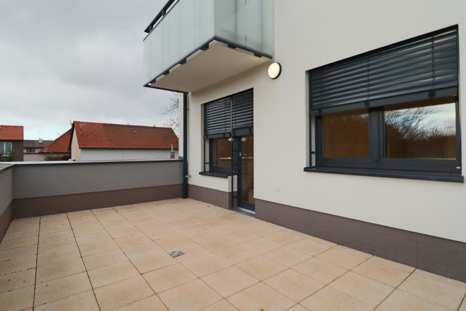 1 bedroom with open-plan kitchen flat to rent, 42 m², Františka Diviše, Prague, Prague 1 bedroom with open-plan kitchen flat to rent, 42 m², Františka Diviše, Prague, Prague