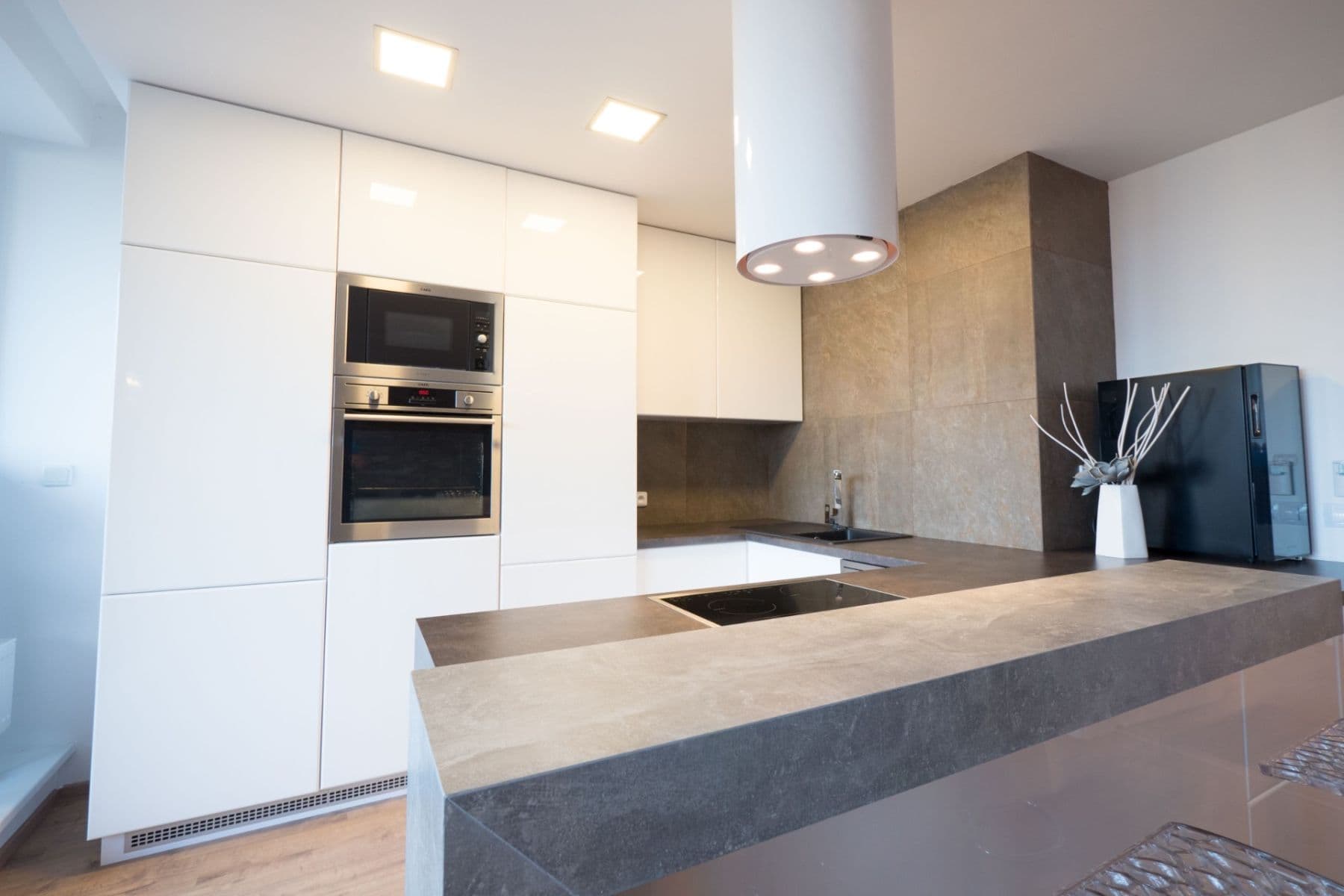 2 bedroom with open-plan kitchen flat to rent, 72 m², Nad Přehradou, Brno, Jihomoravský Region 2 bedroom with open-plan kitchen flat to rent, 72 m², Nad Přehradou, Brno, Jihomoravský Region