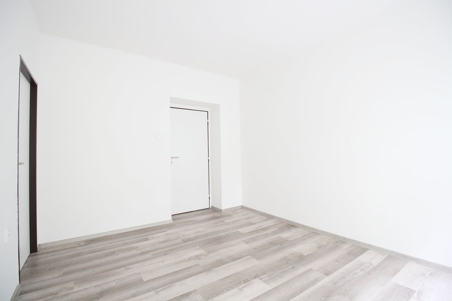 4 bedroom flat to rent, 85 m², Studentská, Poděbrady, Středočeský Region 4 bedroom flat to rent, 85 m², Studentská, Poděbrady, Středočeský Region