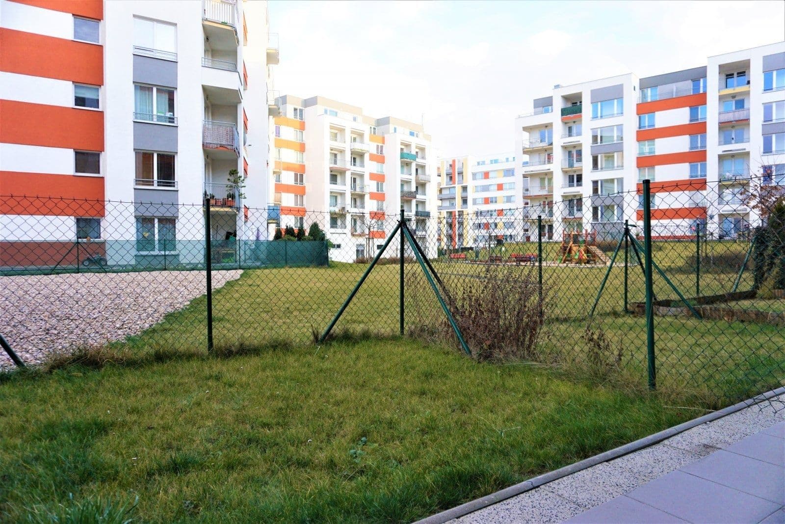 Studio flat to rent, 30 m², Milotická, Prague, Prague Studio flat to rent, 30 m², Milotická, Prague, Prague