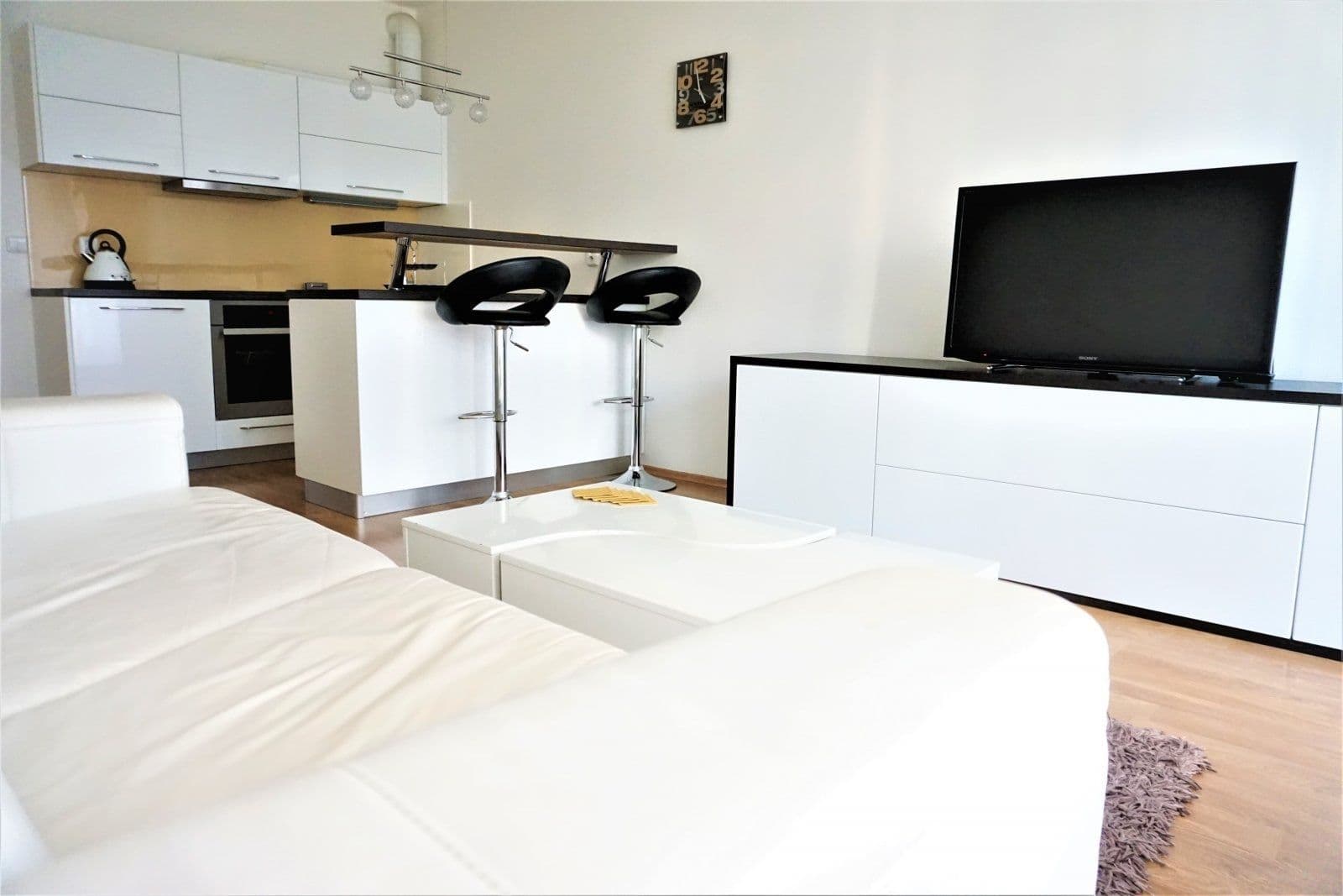 Studio flat to rent, 30 m², Milotická, Prague, Prague Studio flat to rent, 30 m², Milotická, Prague, Prague