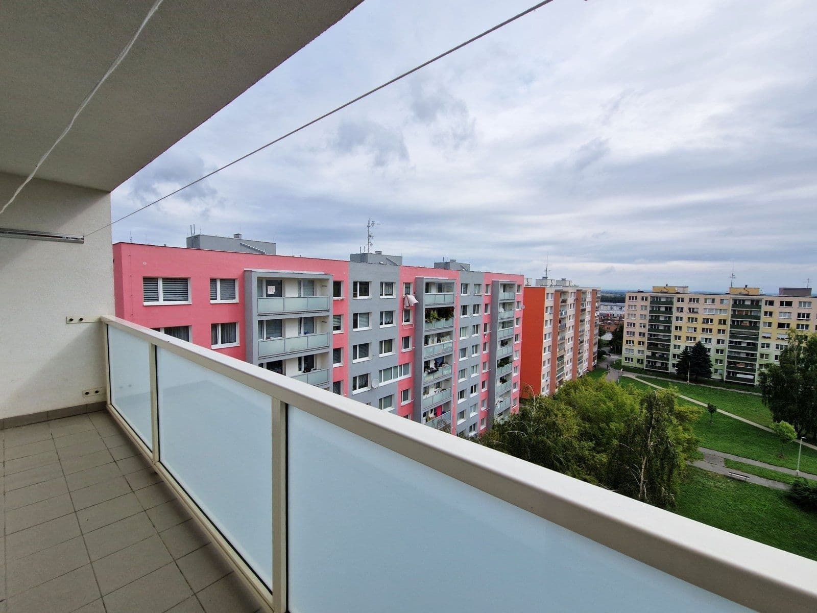 Studio flat to rent, 34 m², Litevská, Kladno, Středočeský Region Studio flat to rent, 34 m², Litevská, Kladno, Středočeský Region