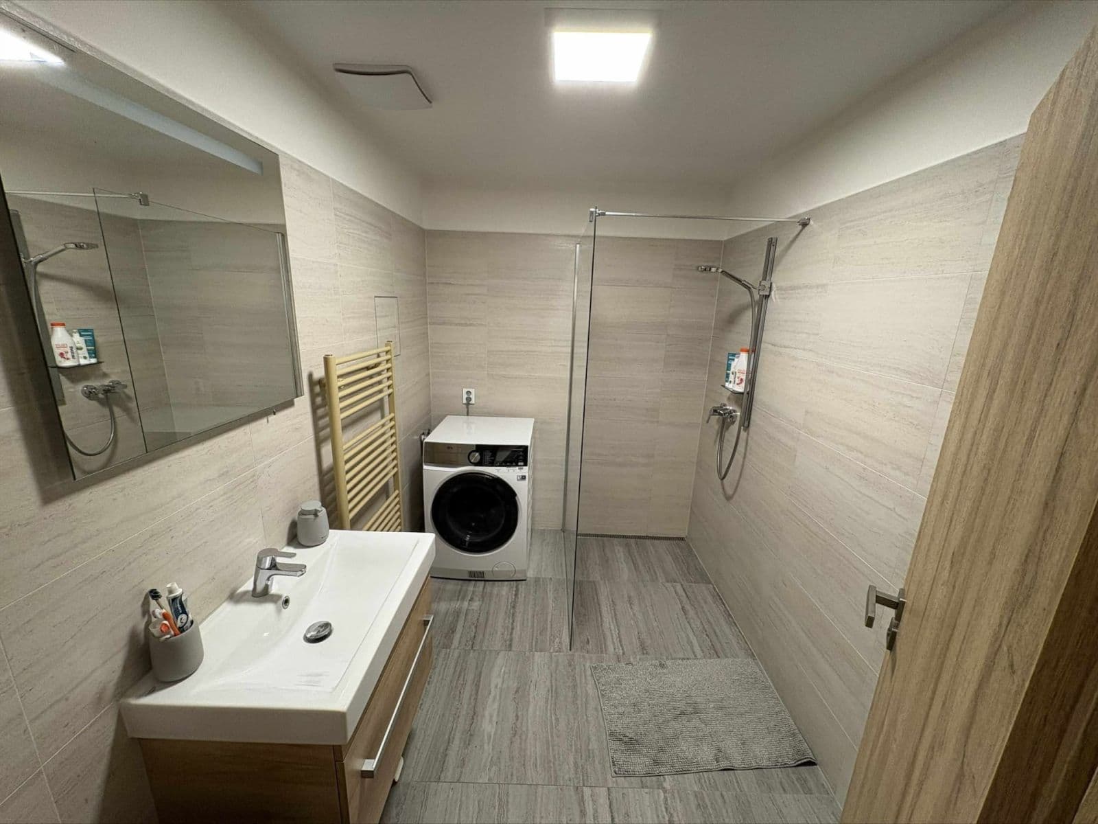 2 bedroom with open-plan kitchen flat for sale, 95 m², Souběžná, Kralupy nad Vltavou, Středočeský Region 2 bedroom with open-plan kitchen flat for sale, 95 m², Souběžná, Kralupy nad Vltavou, Středočeský Region