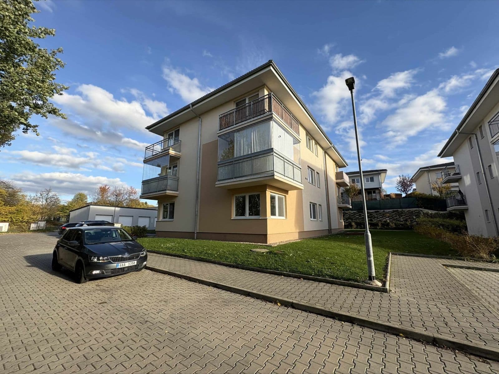 2 bedroom with open-plan kitchen flat for sale, 95 m², Souběžná, Kralupy nad Vltavou, Středočeský Region 2 bedroom with open-plan kitchen flat for sale, 95 m², Souběžná, Kralupy nad Vltavou, Středočeský Region