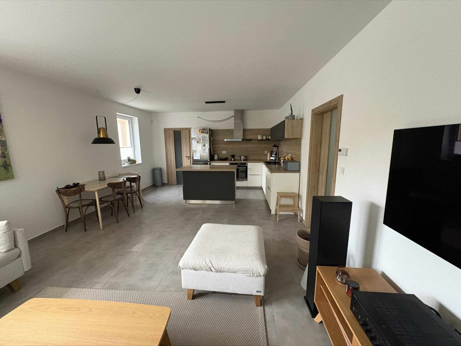 2 bedroom with open-plan kitchen flat for sale, 95 m², Souběžná, Kralupy nad Vltavou, Středočeský Region 2 bedroom with open-plan kitchen flat for sale, 95 m², Souběžná, Kralupy nad Vltavou, Středočeský Region