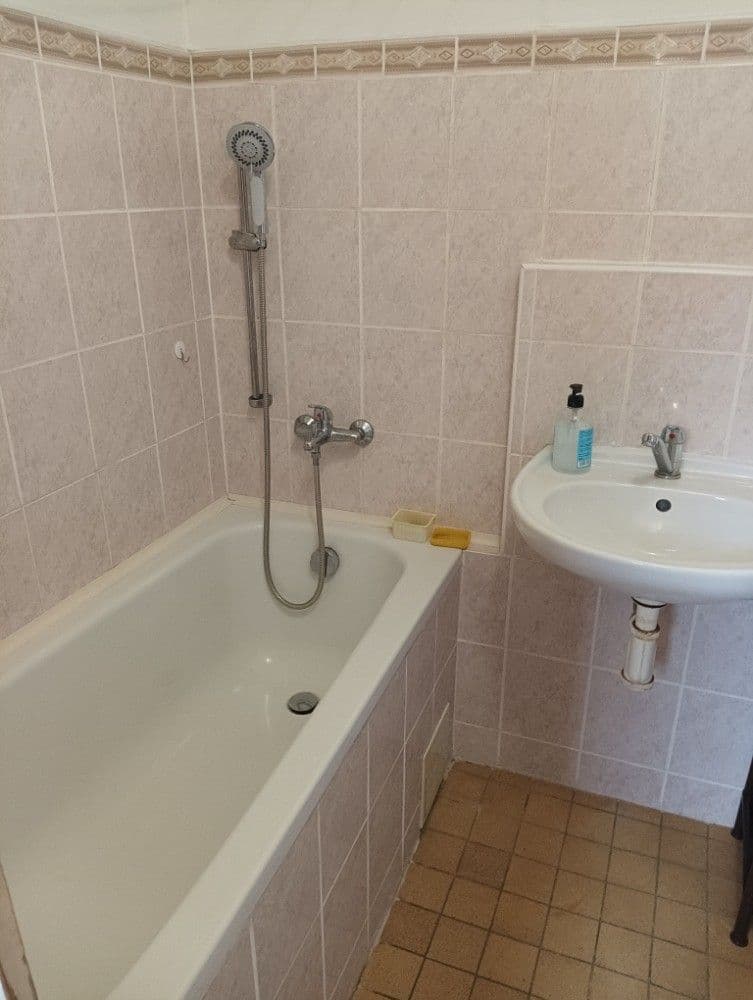 1 bedroom flat to rent, 42 m², Smrková, Plzeň, Plzeňský Region 1 bedroom flat to rent, 42 m², Smrková, Plzeň, Plzeňský Region