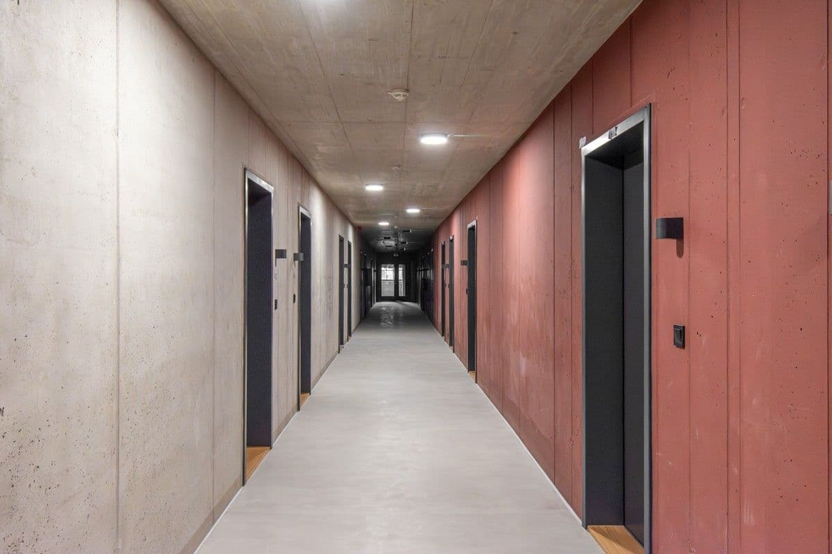 2 bedroom with open-plan kitchen flat to rent, 90 m², Kolbenova, Prague, Prague 2 bedroom with open-plan kitchen flat to rent, 90 m², Kolbenova, Prague, Prague