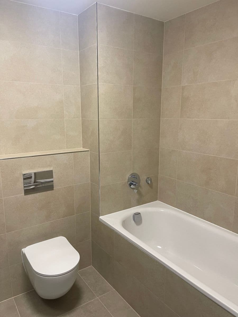 2 bedroom with open-plan kitchen flat for sale, 80 m², V Třešňovce, Prague, Prague 2 bedroom with open-plan kitchen flat for sale, 80 m², V Třešňovce, Prague, Prague